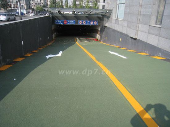 鋪砂止滑坡道地坪-歐進(jìn)建材m.hnqzjx.cn